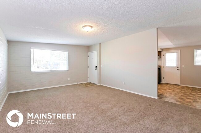 Foto del edificio - 8601 E Mormon Dr