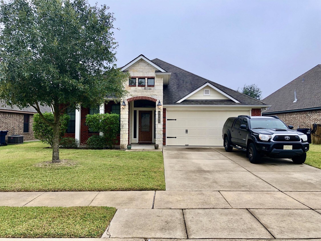 4205 Cripple Creek Ct, College Station, TX 77845 House Rental in