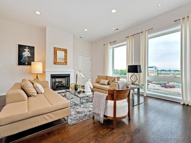 Foto del edificio - 6536 W Shakespeare Ave