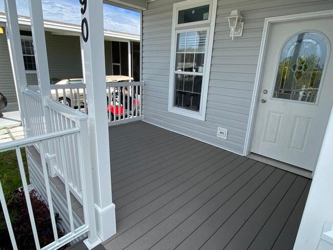 Building Photo - 39248 US Hwy 19 N