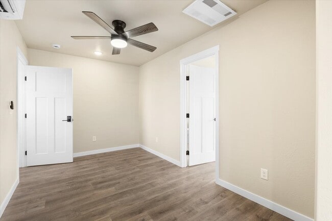 Building Photo - 7857 Houston Lp