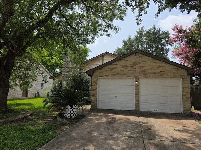 Building Photo - 22543 Market Square Ln