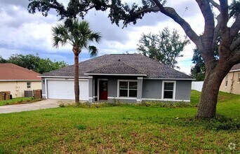 Building Photo - 9847 Crenshaw Cir