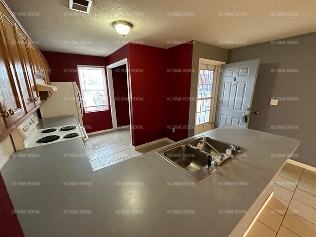 Building Photo - Spacious 3 bed 2 bath apt unit in Richmond...