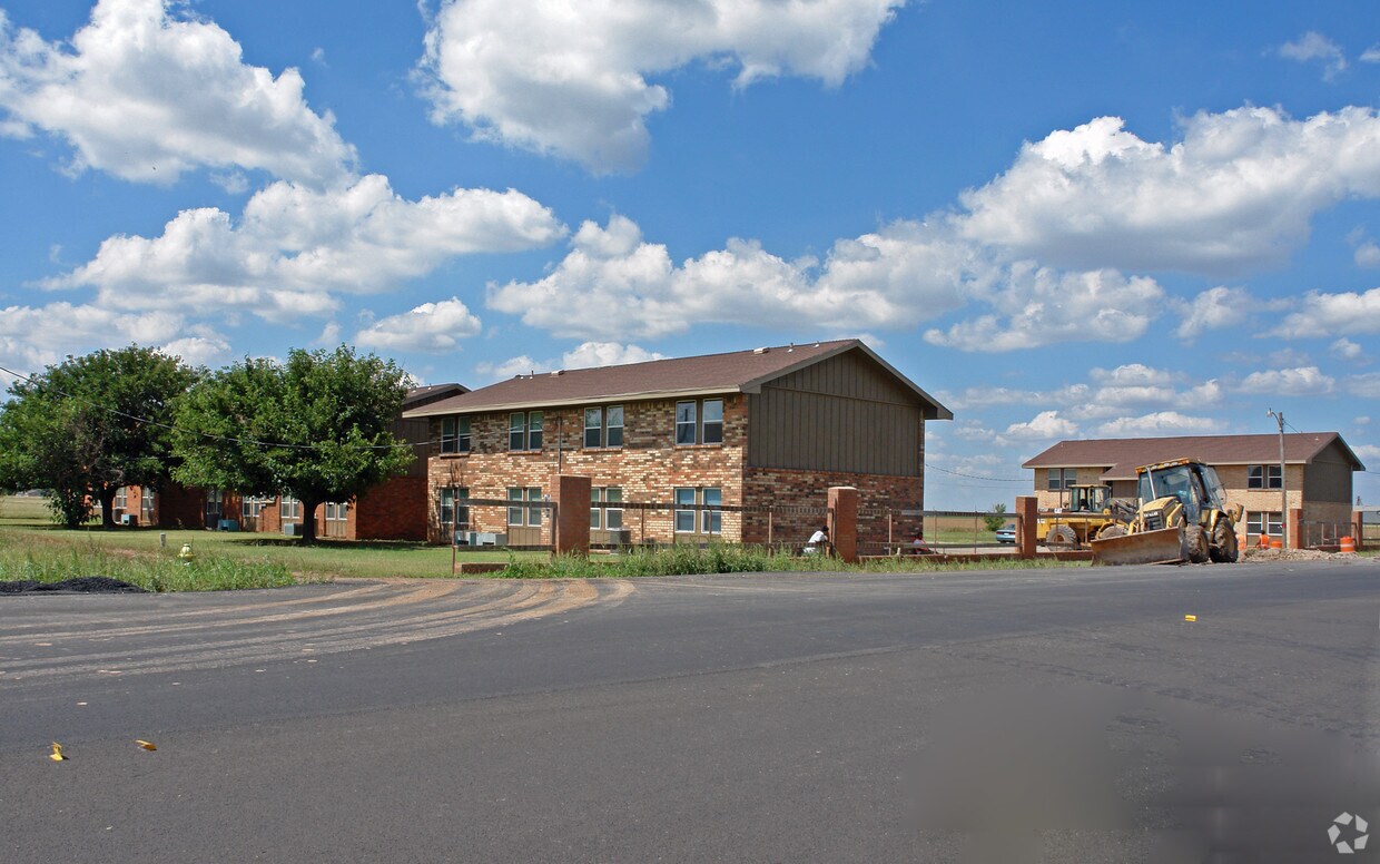 4301 Tx194, Plainview, TX 79072 Apartments in Plainview, TX