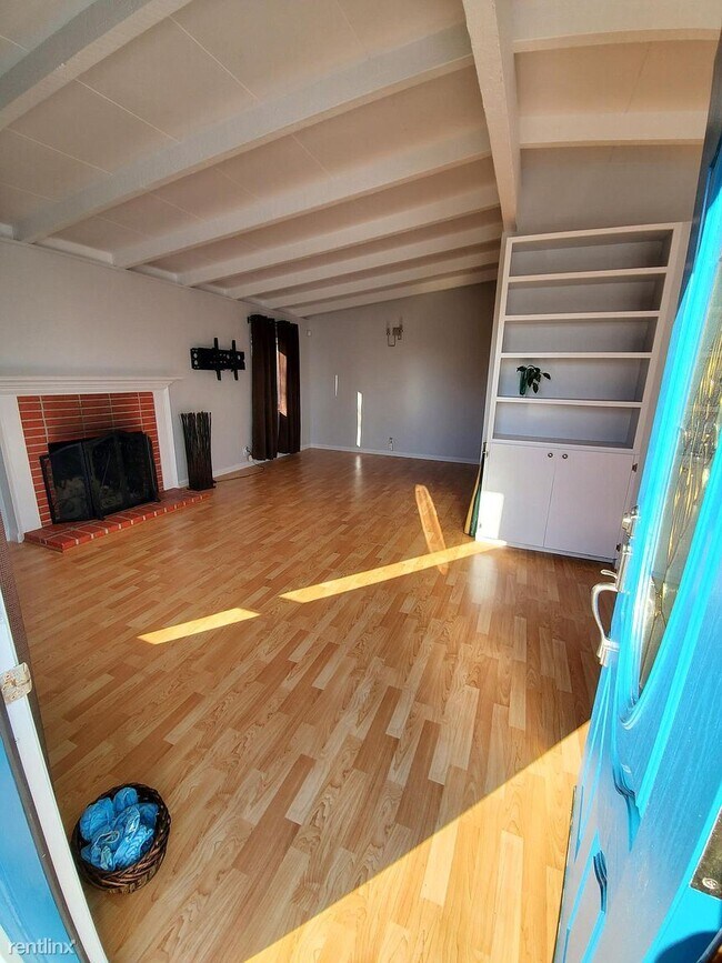 Building Photo - 3 br, 2 bath House - 1305 John Ave