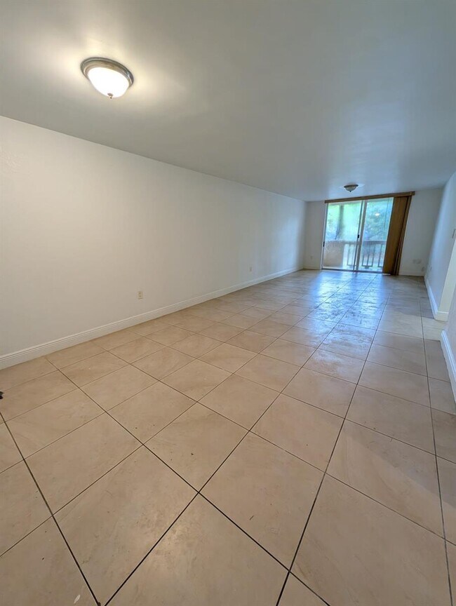 Foto del edificio - 1800 Sans Souci Blvd