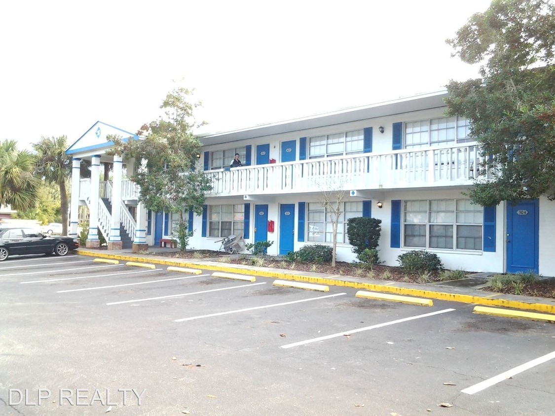 Foto principal - 1140 S Ridgewood Ave
