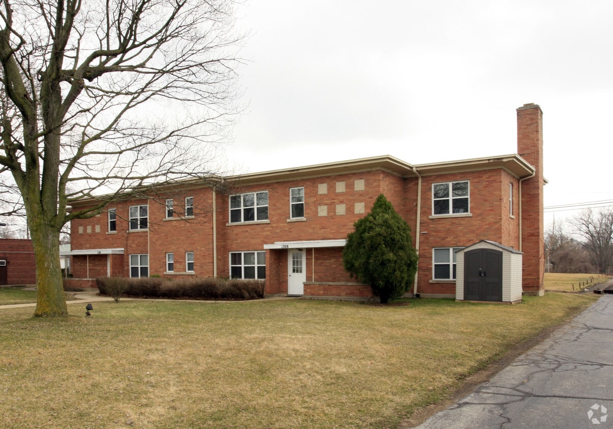 Primary Photo - 1308-1310 Mishawaka Ave