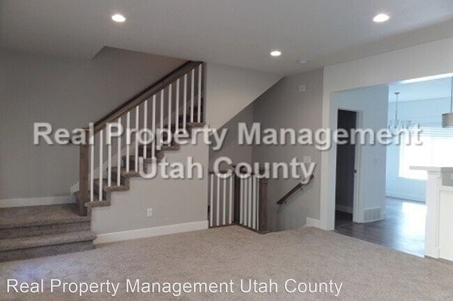 Foto del edificio - 3 br, 2.5 bath House - 5542 West Naples Drive