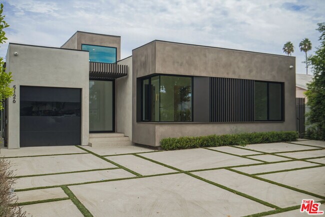 Foto del edificio - 5126 Lindley Ave