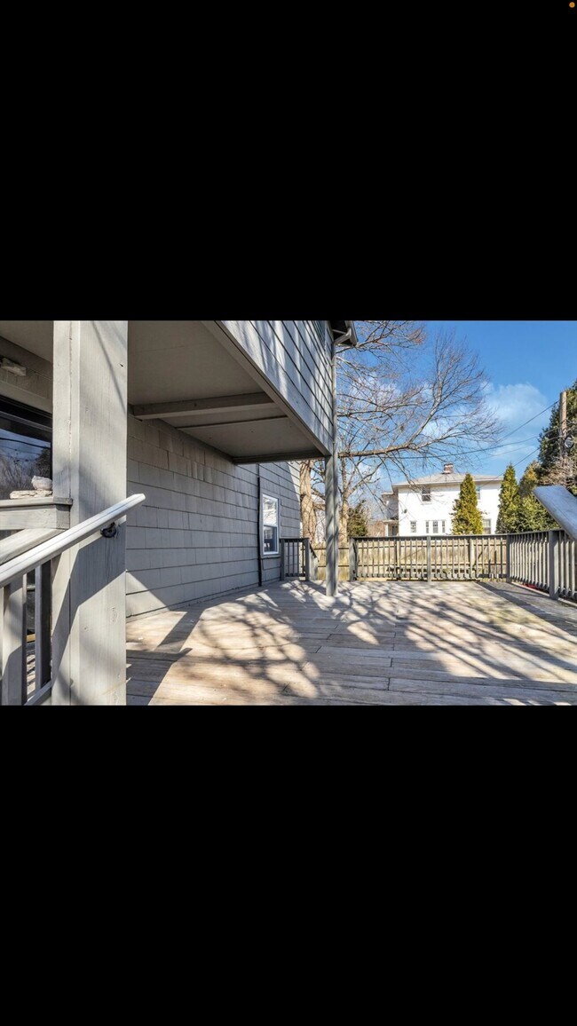 Photo - 16 Pierpont Rd Apartment