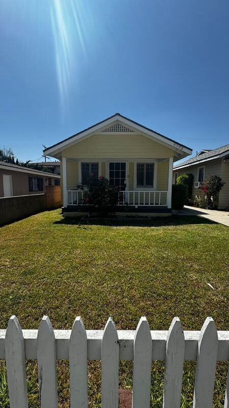 Primary Photo - 6733 Newlin Ave.