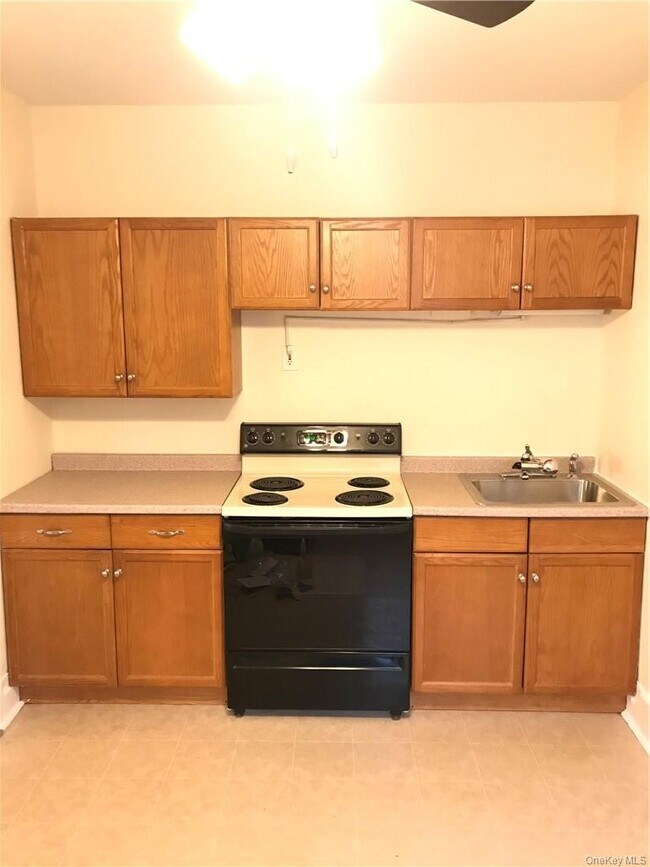 Building Photo - 57 Crows Nest Rd