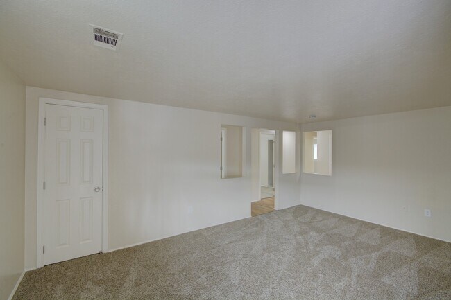 Photo - 8101-8195 W 9th Ave (Lakewood, CO) Apartment