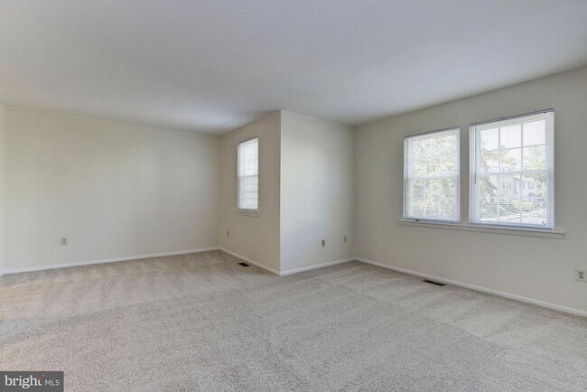 Building Photo - 13003 Conductor Way