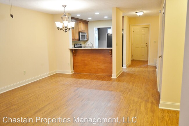 Building Photo - 2 br, 2.5 bath Apartment - 3714 Willis Rd.