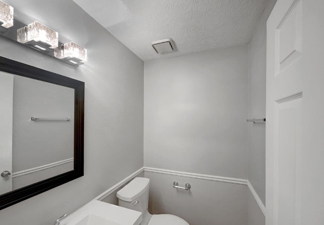 Building Photo - 50 Bentbrook Ct