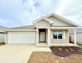 Building Photo - 4400 White Cedar Ct