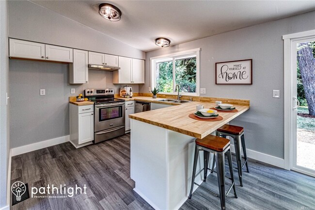Foto del edificio - 2723 Aspen Street SE