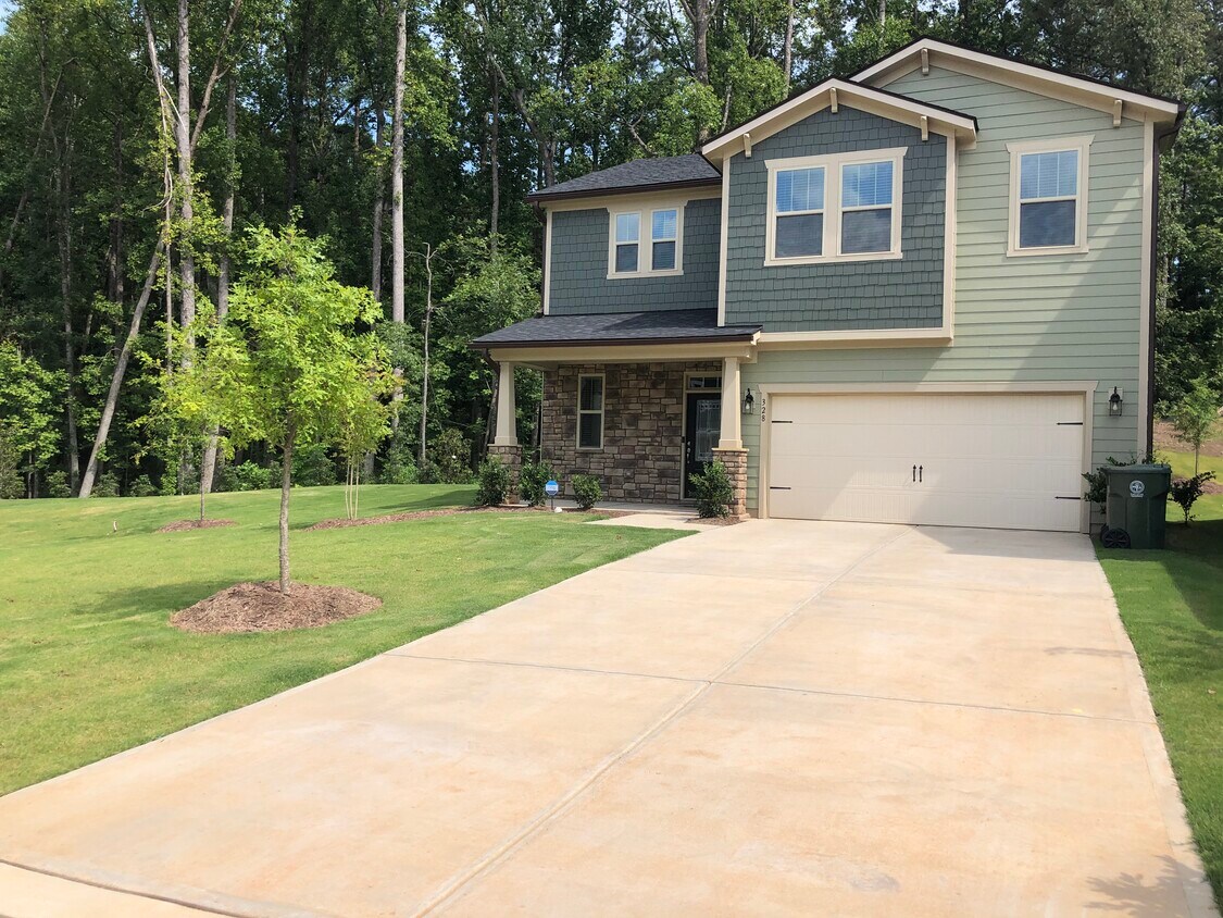 Primary Photo - 328 Putney Dr