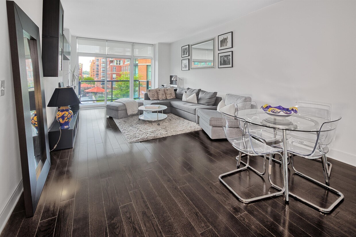Foto principal - 1100 Maxwell Ln