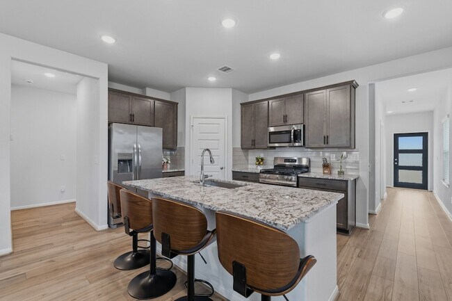 Foto del edificio - 8320 Bristlecone Pne Wy