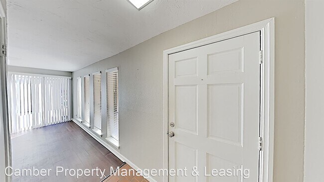 Building Photo - 2 br, 2 bath House - 5904 N. Penn Ave #115