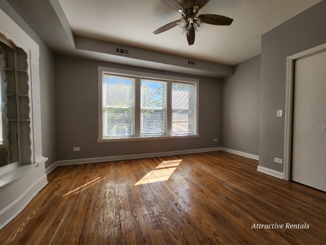 Foto del edificio - 610 E 71st St