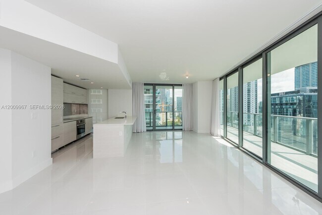 Foto del edificio - 1300 S Miami Ave