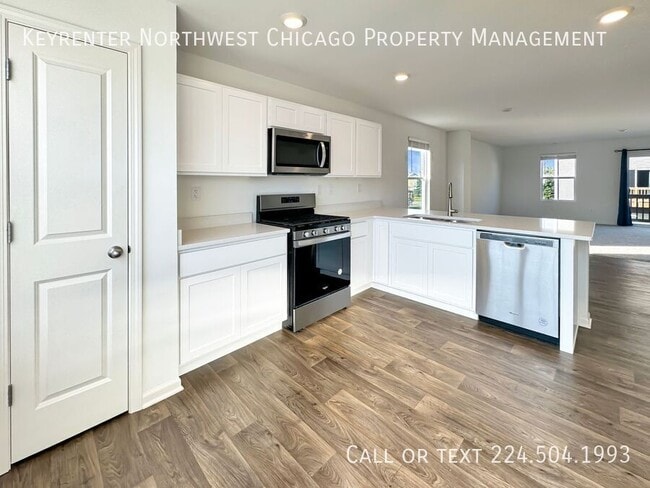 Building Photo - 2241 Sassafras Wy