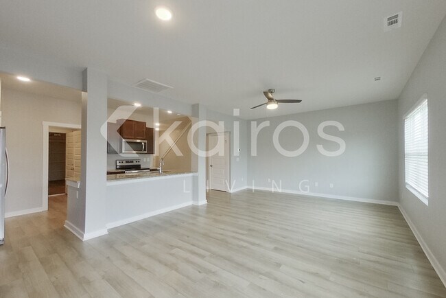 Foto del edificio - 6405 Upchurch Dr