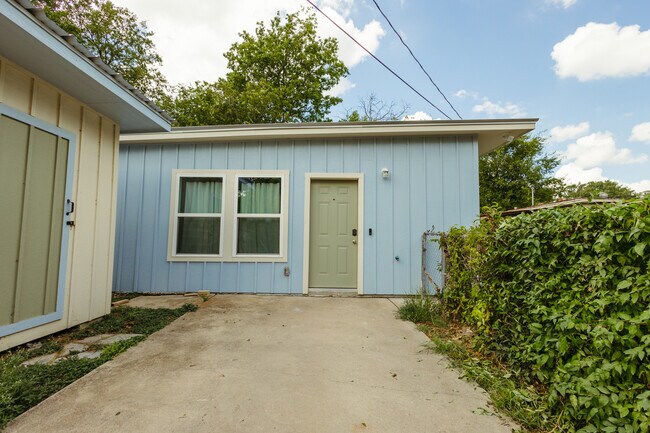 Foto del edificio - 3900 Leland Ave