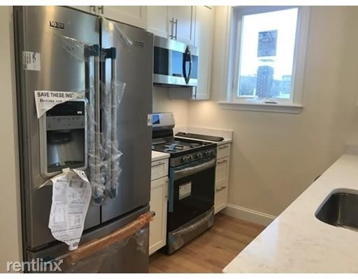 Foto del edificio - 3 br, 2.5 bath  - 925 Massachusetts Ave # 6