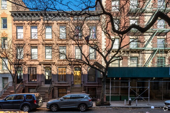 Foto del edificio - 17 W 123rd St