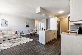 Building Photo - Gowan Court