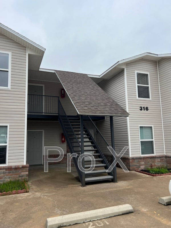 Foto del edificio - 316 Erin Pl