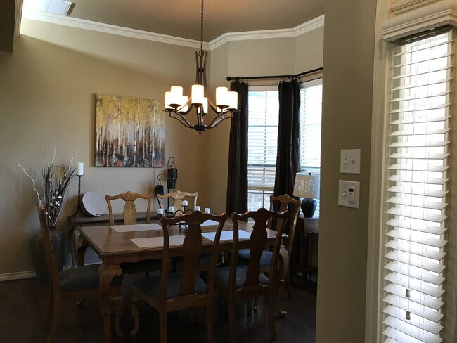 Building Photo - Beautiful Home in Cooper School District