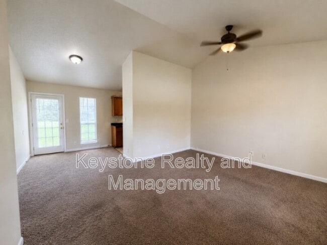 Building Photo - 717 Peachers Mill Rd