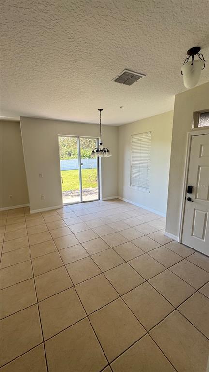 Foto del edificio - 6410 S Goldenrod Rd