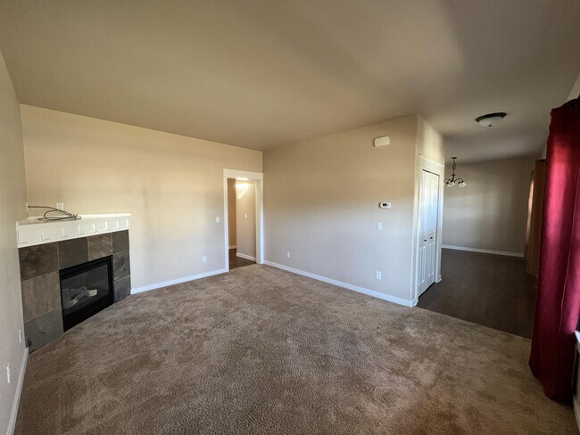 Building Photo - 62761 Hawkview Road