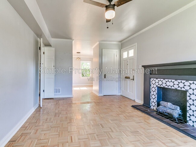 Foto del edificio - 3715 N Lee Ave