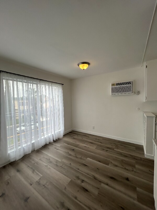 Foto del edificio - 815 Crenshaw Blvd