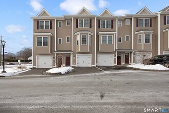 Building Photo - 35 Eden Ave