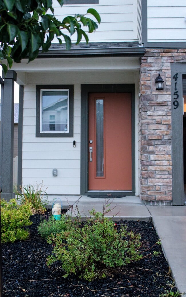 Building Photo - 4159 Samaritan Lp