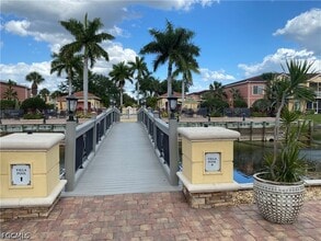 Building Photo - 20320 Estero Gardens Cir