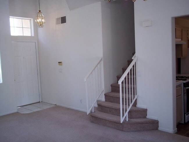 Building Photo - FANTASTIC GREEN VALLEY HOME IN GATED LEGACY VILLAGE COMMUNITY!