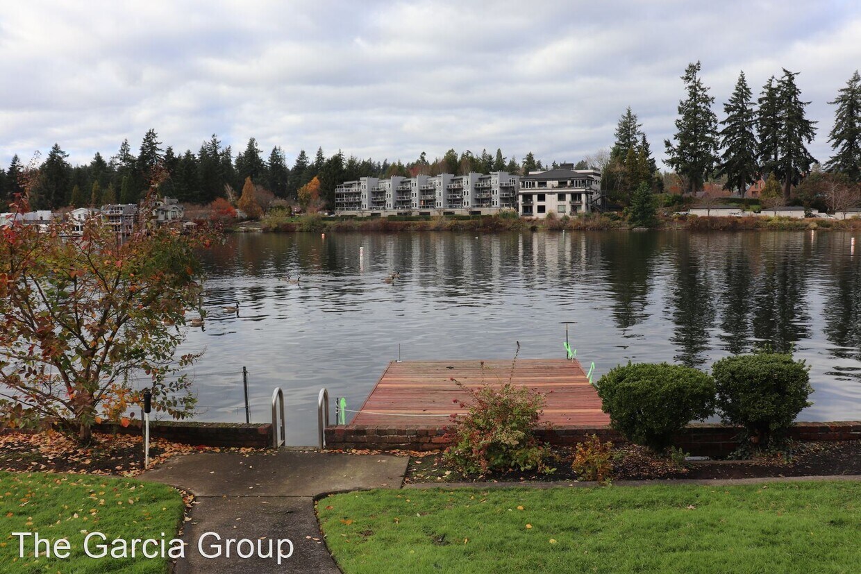 Primary Photo - 2 br, 1 bath House - 55 Northshore Rd Unit 8