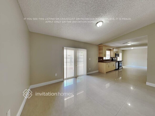 Foto del edificio - 1086 NW 128th Ave