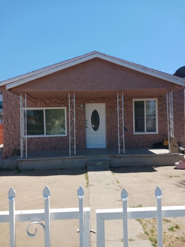 Foto principal - 1616 E 87th St